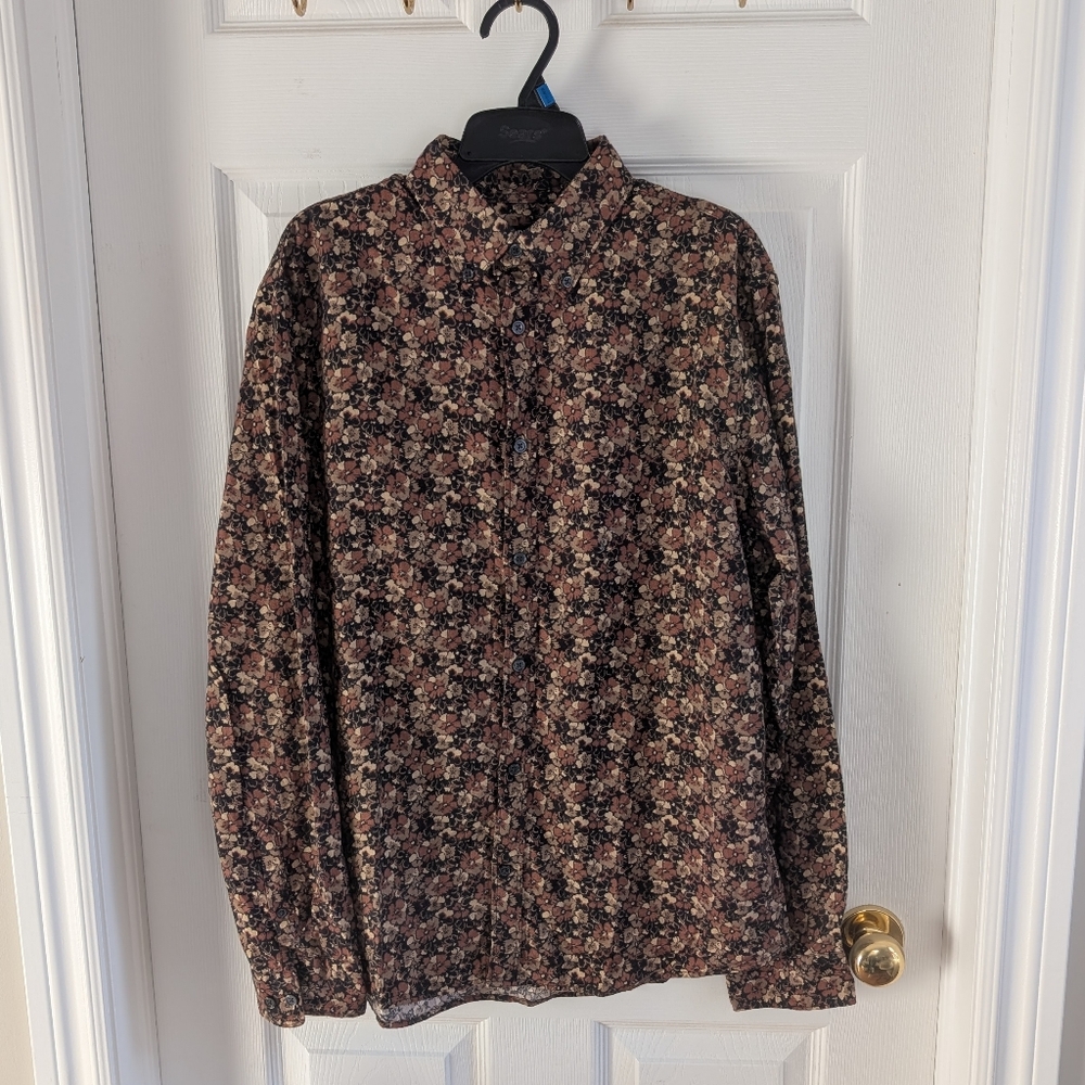NWT Express Men's Black Floral Button Down Shirt